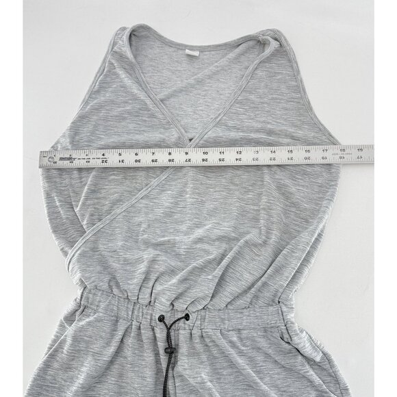 Old Navy Women’s Breathe ON Cross Front V-Neck Light Gray Romper Sz Sm See Pics - Picture 7 of 10